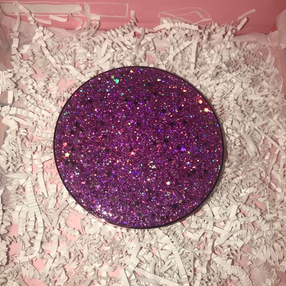 SOLD on Ⓜ️Love ,Trust, and fairy dust pallet - Picture 3 of 3